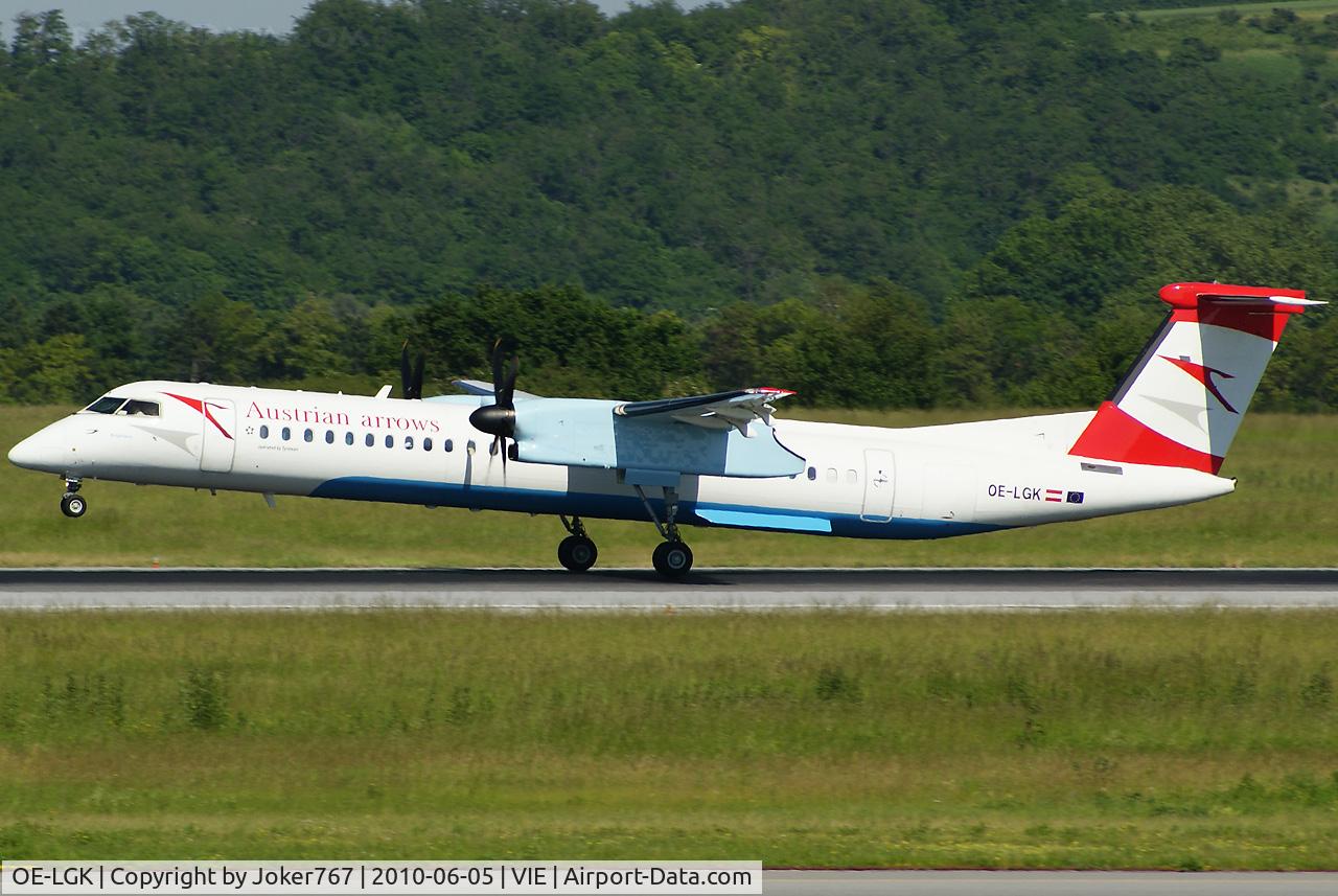 OE-LGK, 2009 De Havilland Canada DHC-8-402Q Dash 8 C/N 4280, Austrian arrows De Havilland Canada DHC-8-401