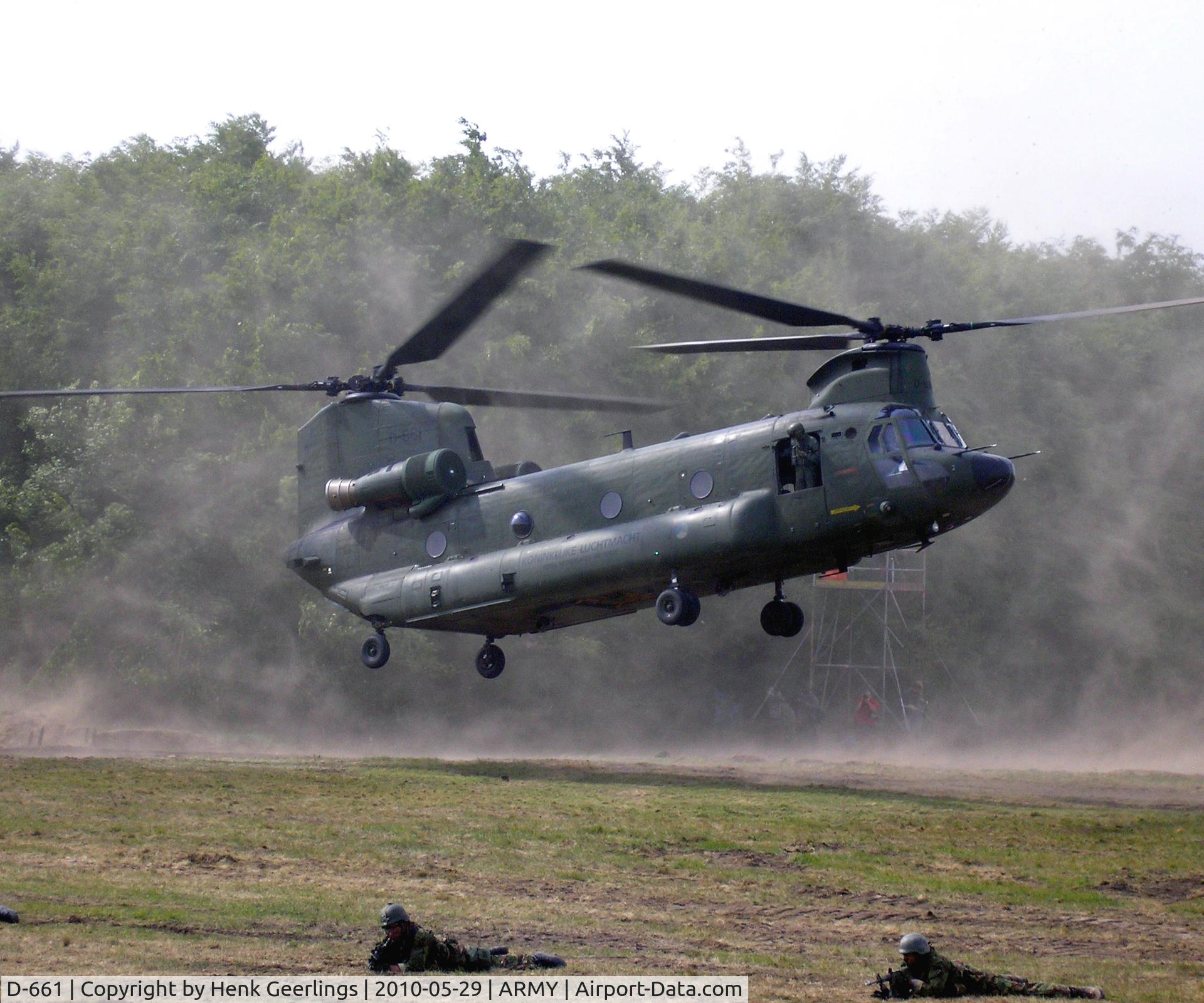 D-661, Boeing CH-47D Chinook C/N M.3661/NL-001, Dutch Army Openday at Havelte Army base.