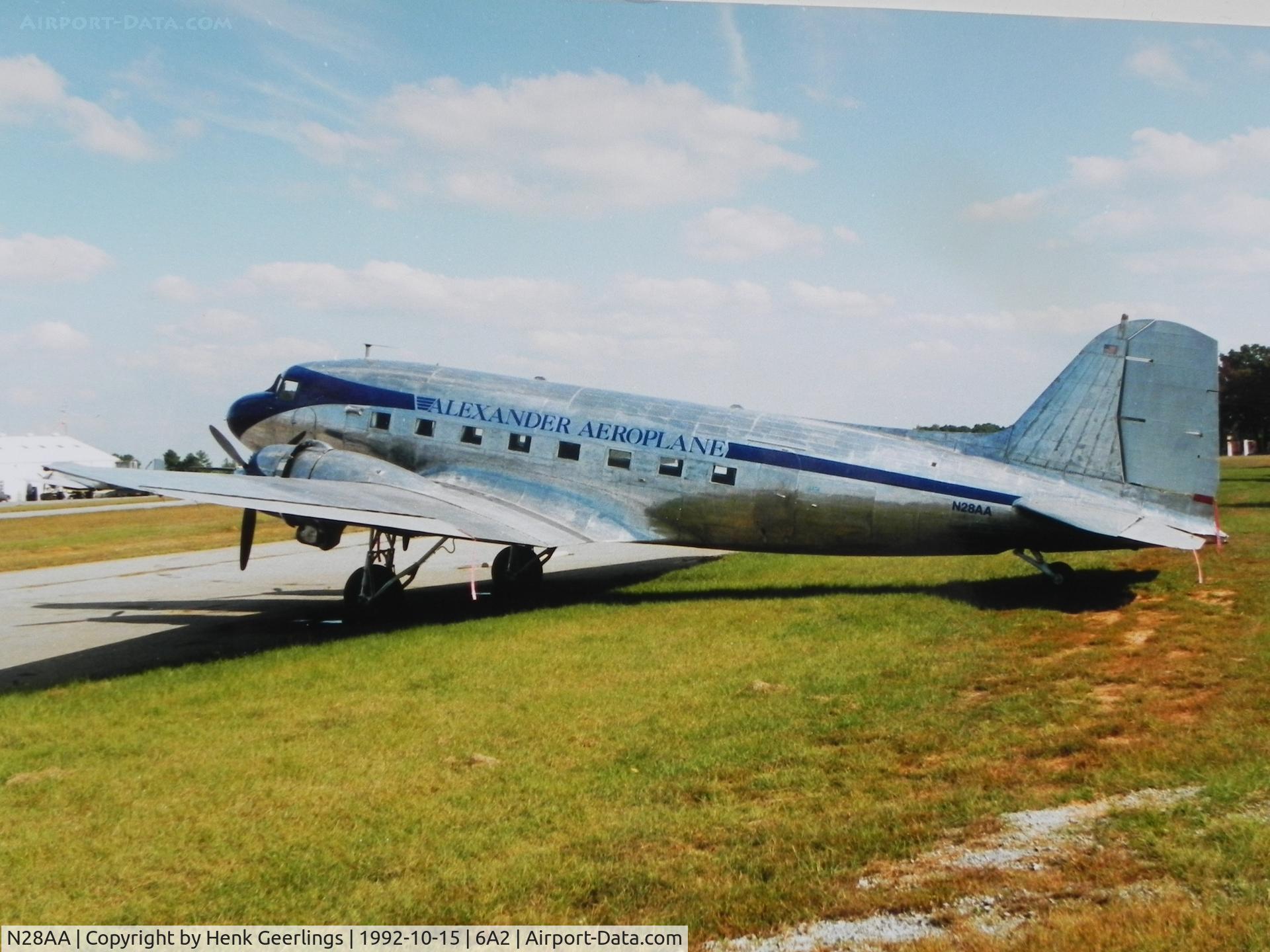 N28AA, 1940 Douglas DC-3A C/N 2239, Alexander Aeroplane.

Scan made from photo taken in 1992