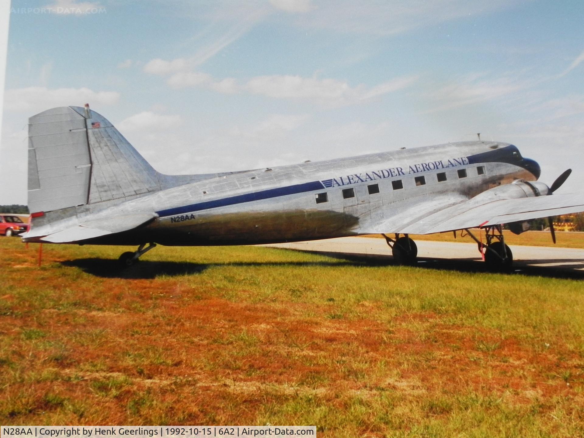 N28AA, 1940 Douglas DC-3A C/N 2239, Alexander Aeroplane.

Scan made from photo taken in 1992