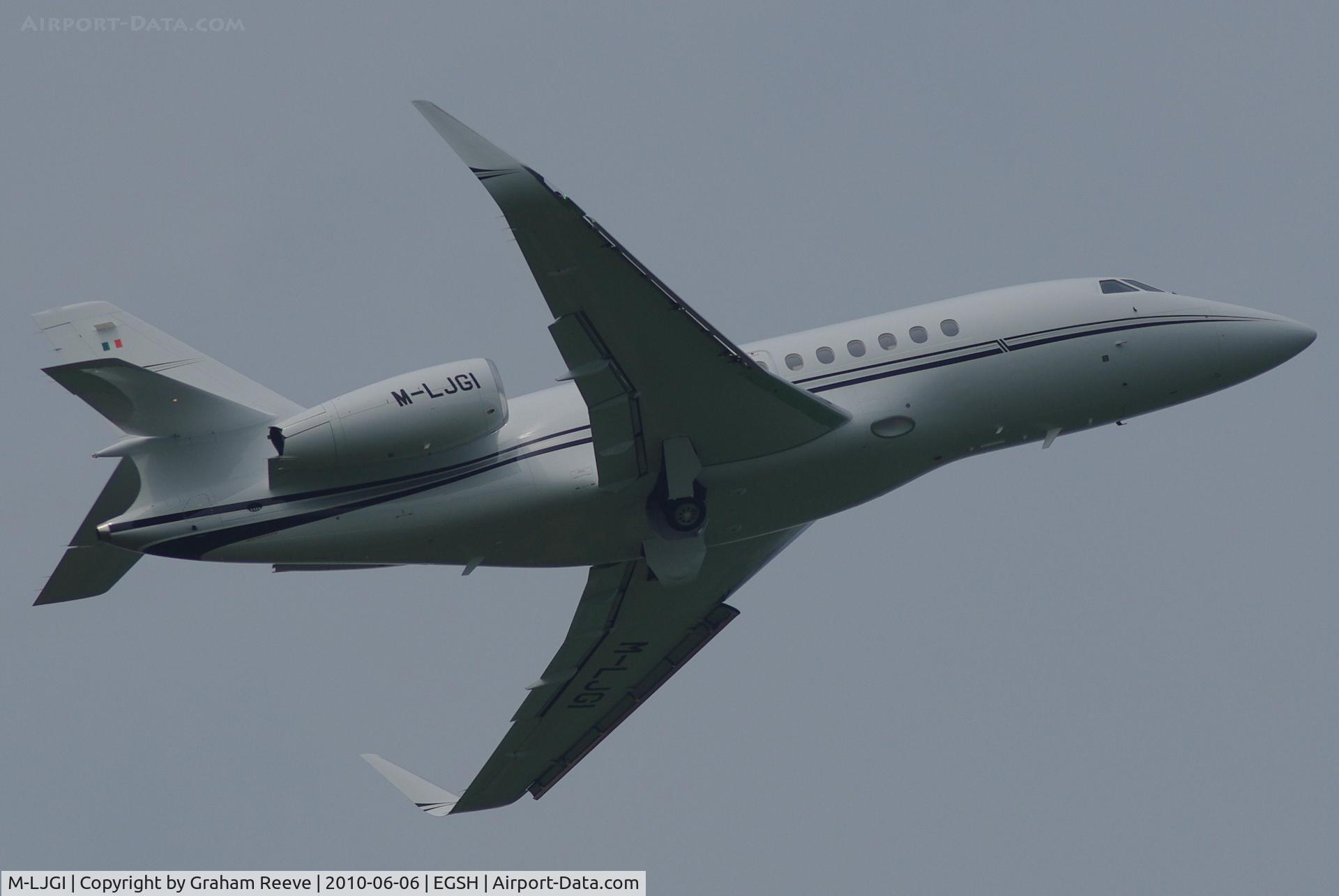 M-LJGI, 2007 Dassault Falcon 2000EX C/N 143, Departing from Norwich.