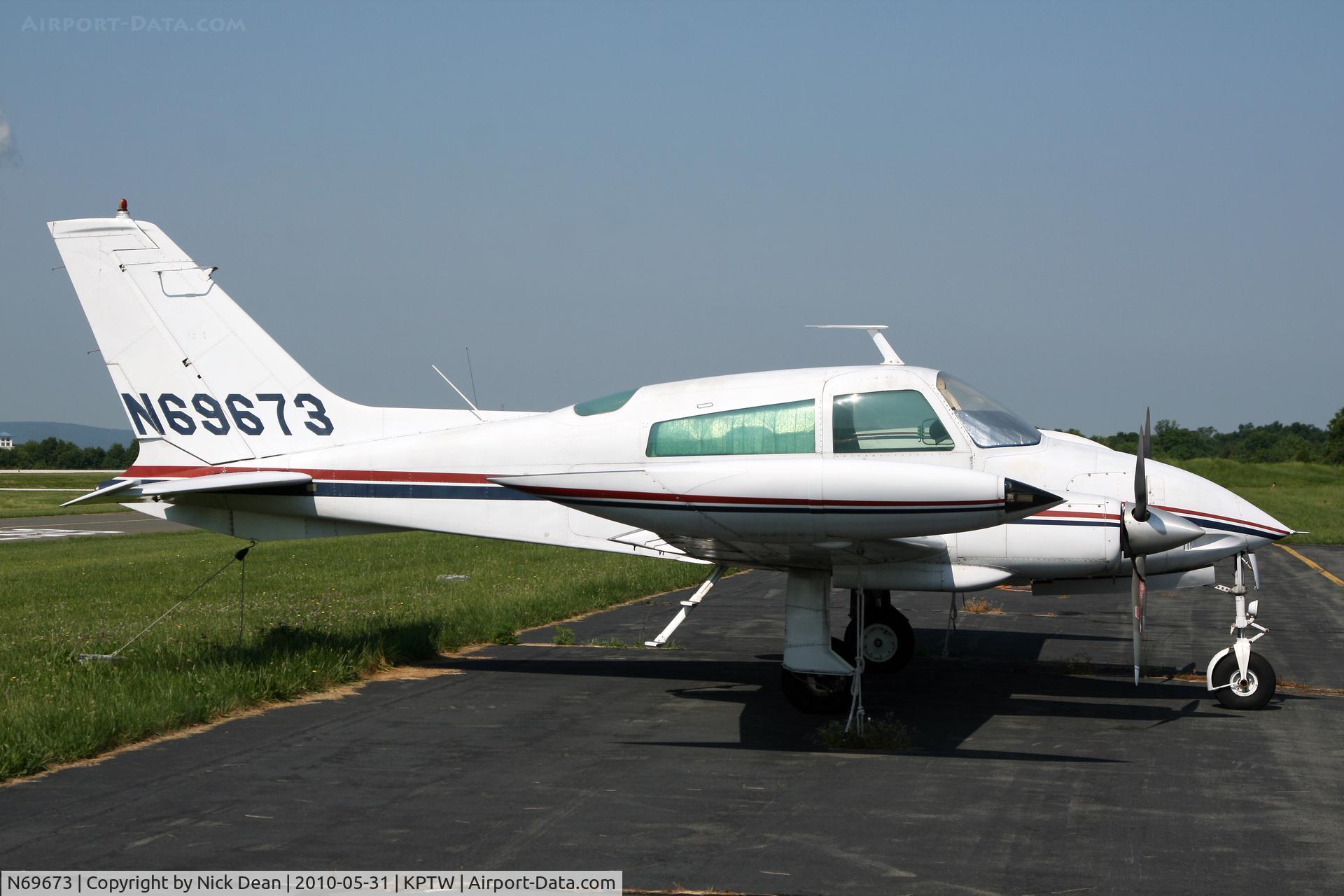 N69673, 1973 Cessna 310Q C/N 310Q0845, KPTW