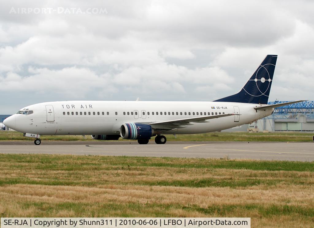 SE-RJA, 1994 Boeing 737-4Q8 C/N 26302, Taxiing to the terminal... Air Mediterranee flight :)