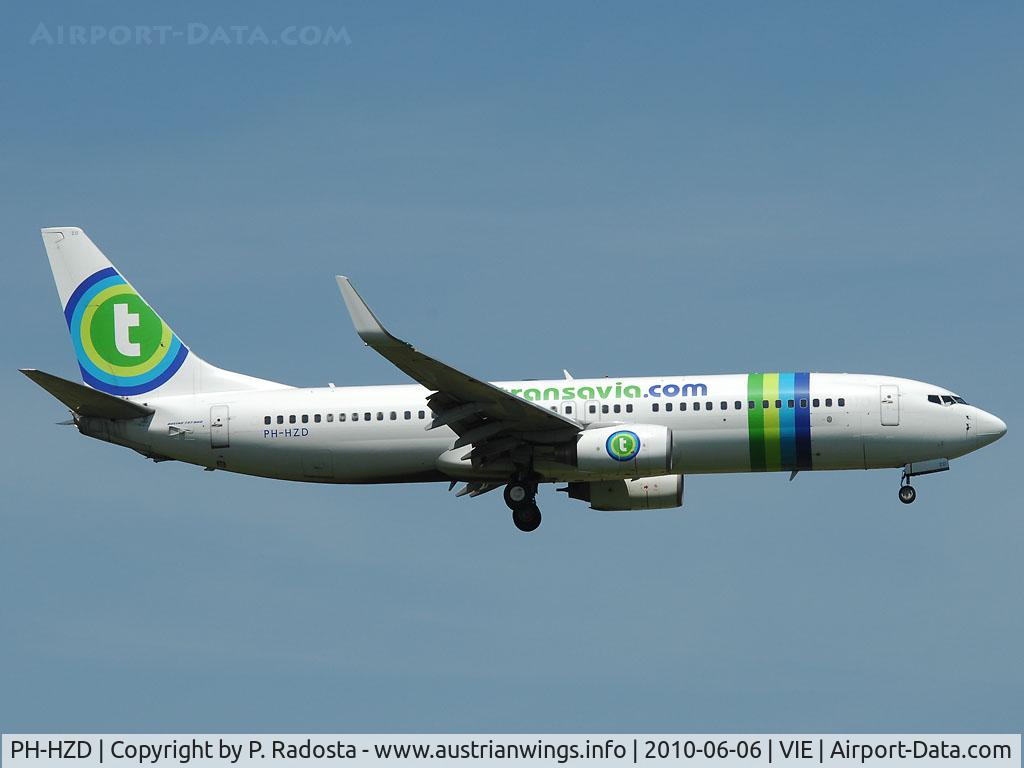 PH-HZD, 1999 Boeing 737-8K2 C/N 28376, Operating a flight for NIKI