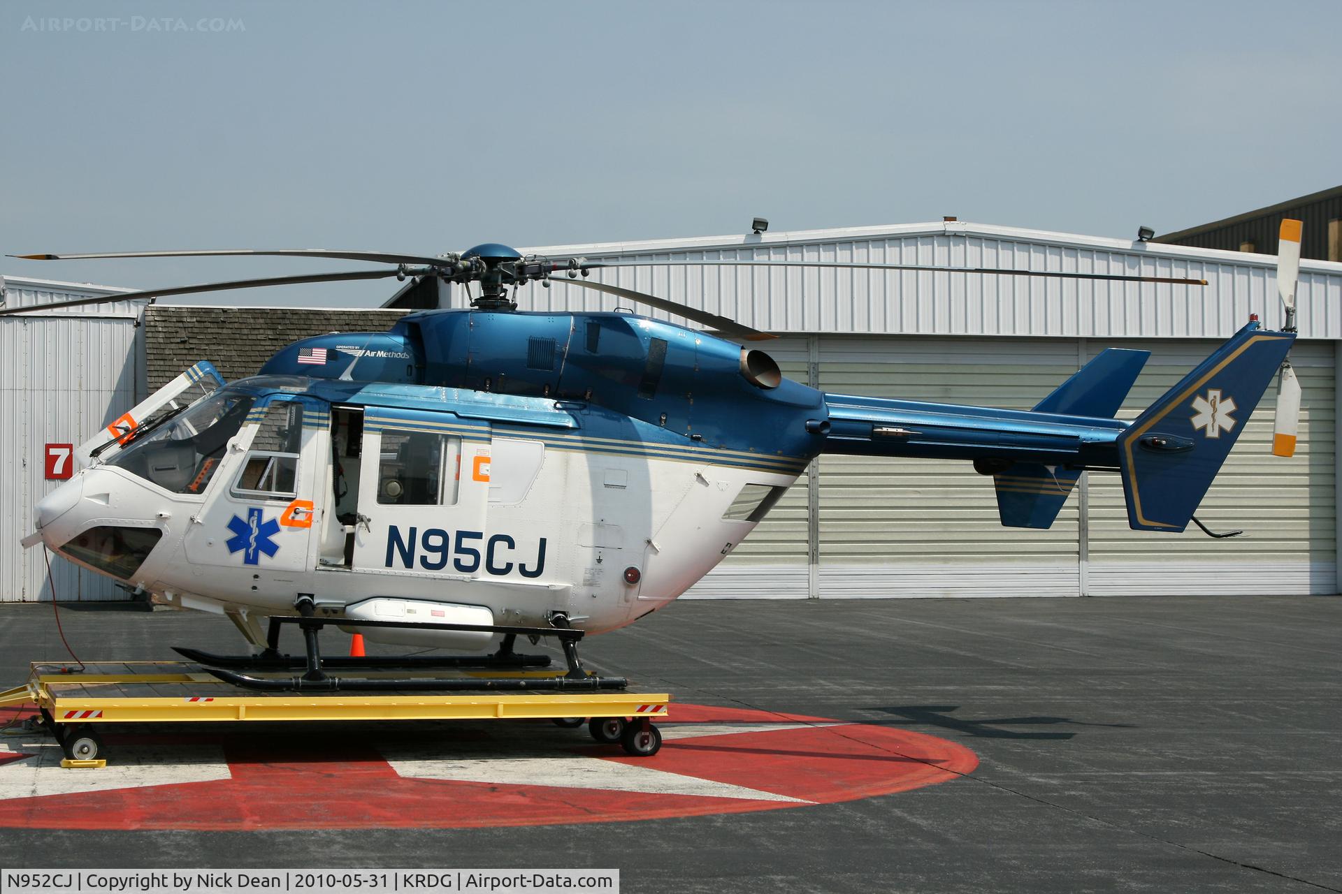 N952CJ, 1984 Eurocopter-Kawasaki BK-117A-3 C/N S-7052, KRDG