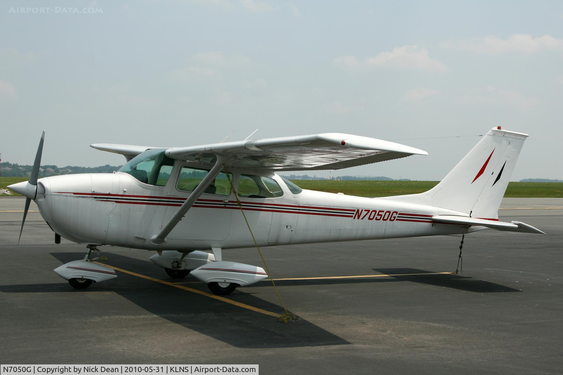 N7050G, 1969 Cessna 172K Skyhawk C/N 17258750, KLNS