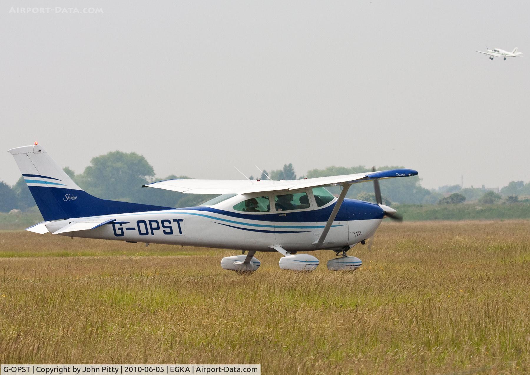 G-OPST, 1981 Cessna 182R Skylane C/N 182-67932, Shoreham Airport, West Sussex.