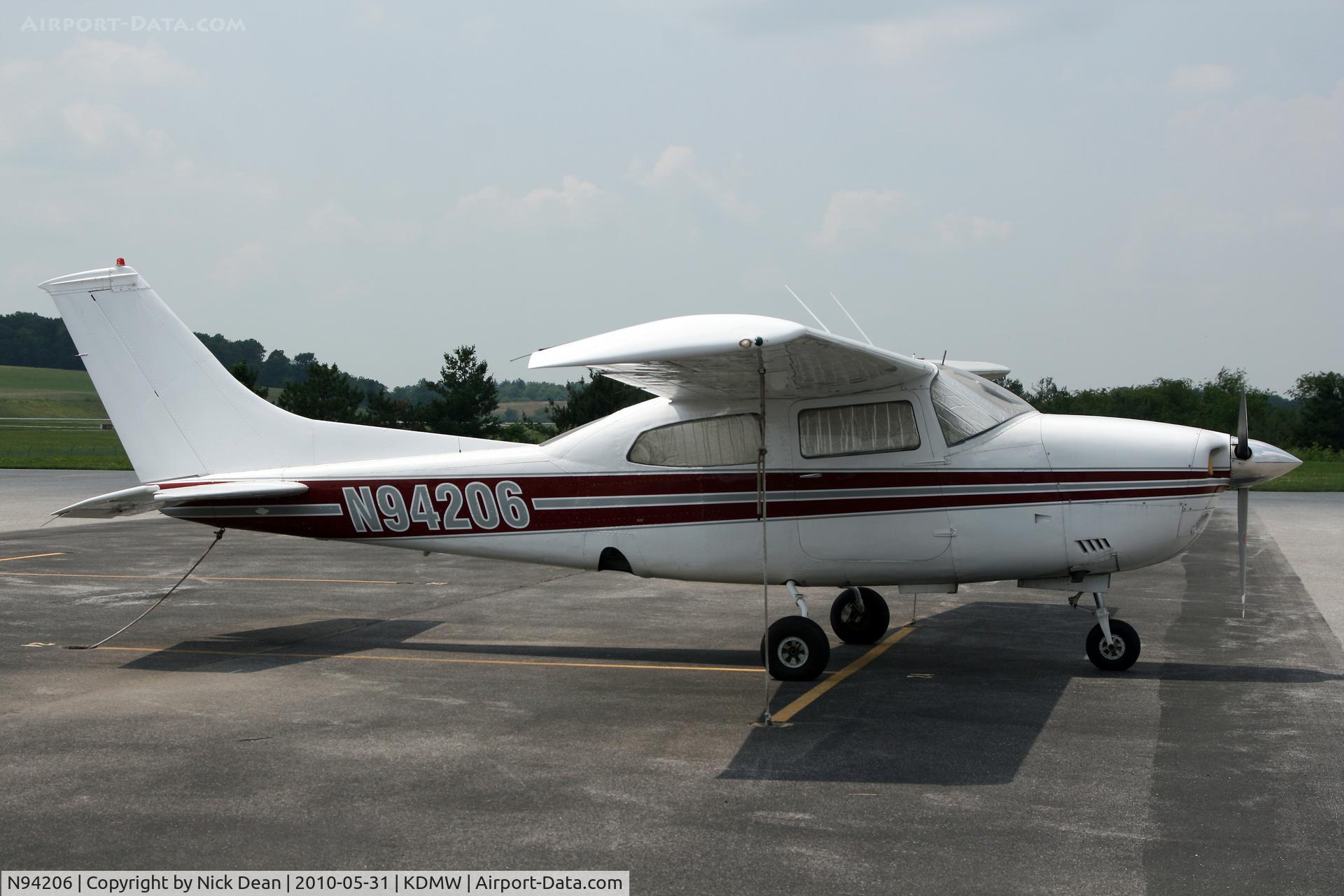 N94206, 1974 Cessna 210L Centurion C/N 21060539, KDMW