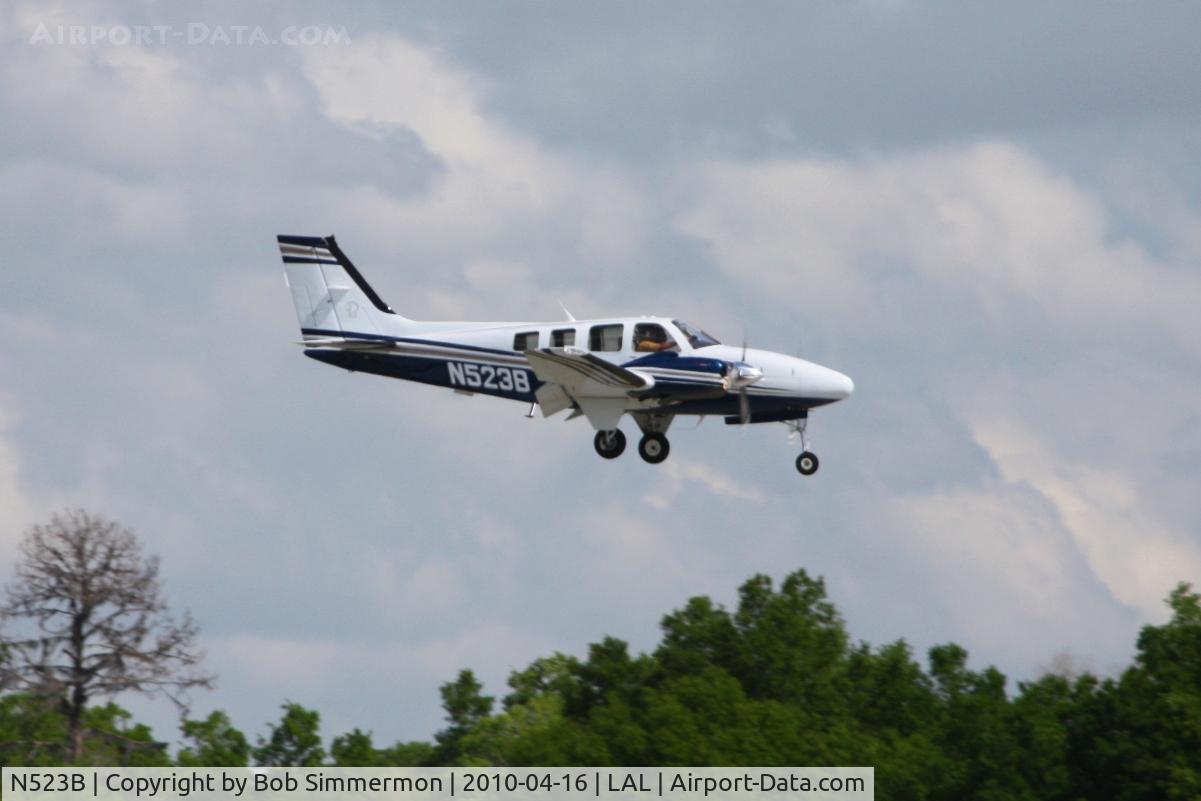 N523B, 2000 Raytheon Aircraft Company 58 C/N TH-1933, Arriving at Lakeland, Florida during Sun N Fun 2010.