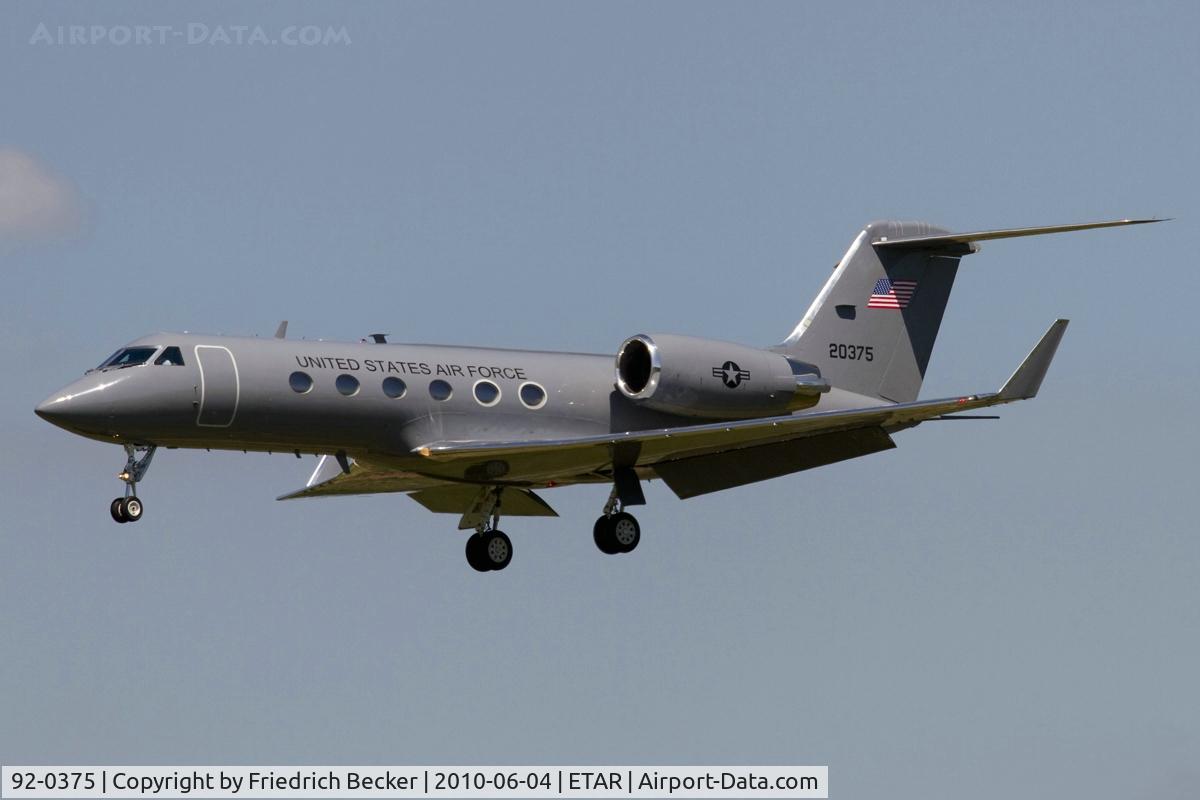 92-0375, 1992 Gulfstream Aerospace C-20H (Gulfstream III) C/N 1256, short final RW26