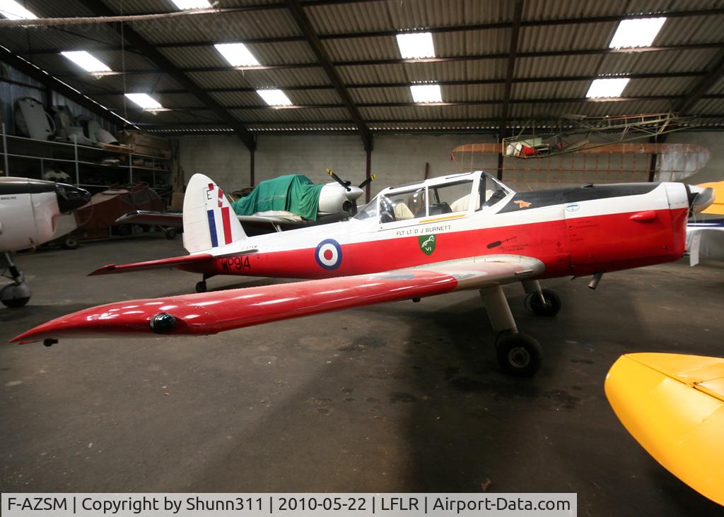 F-AZSM, De Havilland DHC-1 Chipmunk T.10 C/N C1/0789, Hangared...