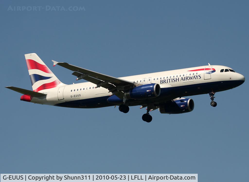 G-EUUS, 2007 Airbus A320-232 C/N 3301, Landing rwy 36R