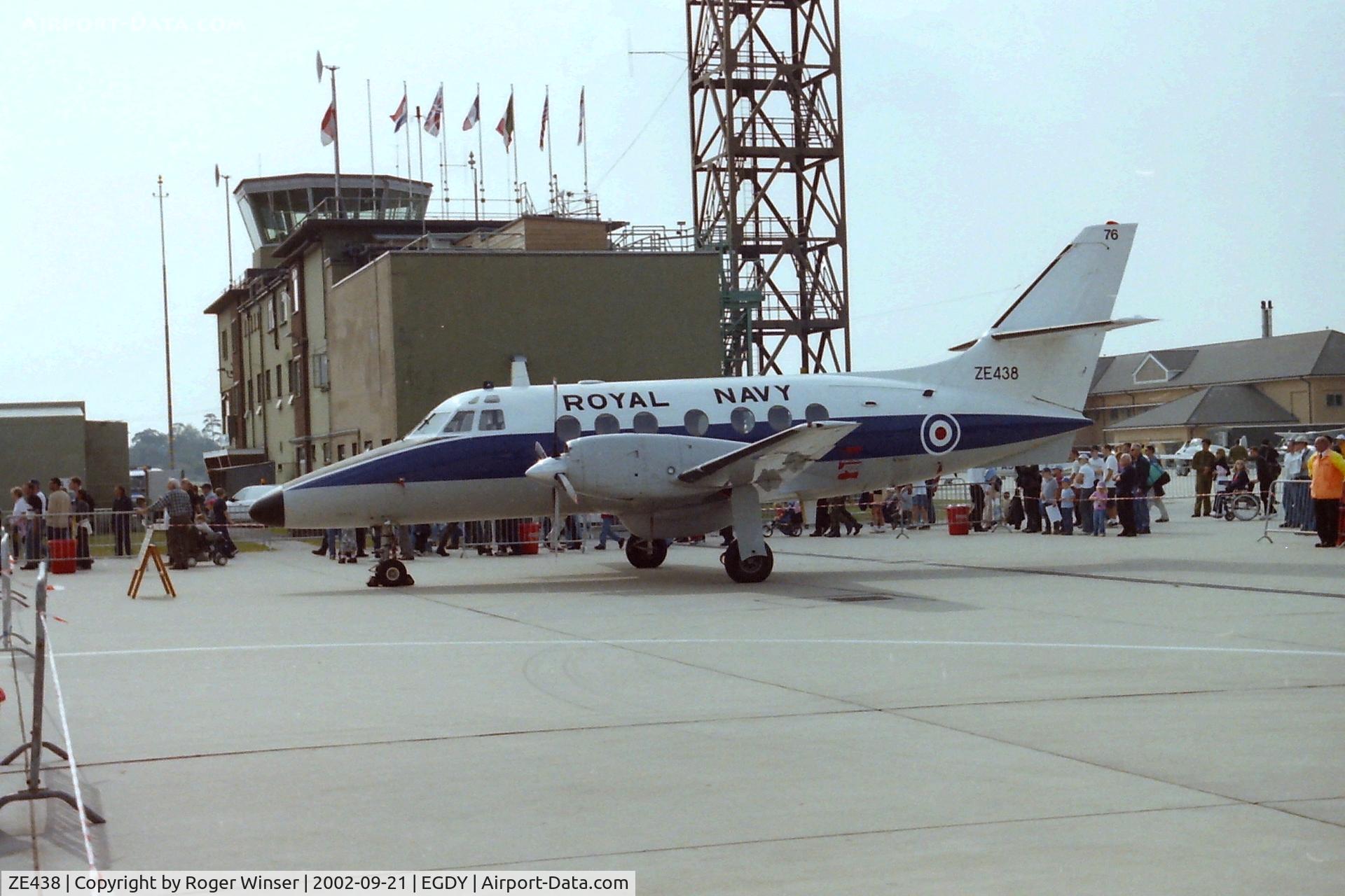 ZE438, 1986 British Aerospace BAe-3100 Jetstream T3 C/N 647, Jetstream T.3 coded (5)76 of 750 NAS (Heron Flight) at the RNAS Yeovilton air day in 2002