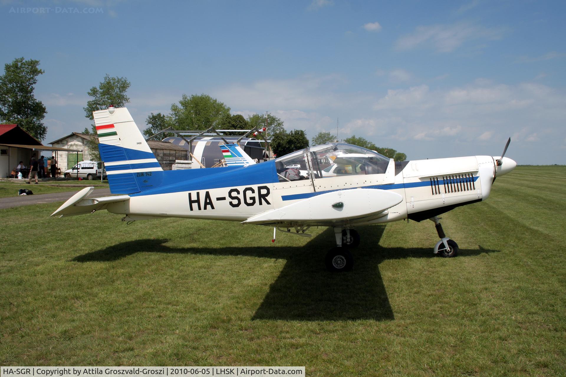 HA-SGR, 1988 Zlin Z-142 C/N 0459, Siófok-Kiliti Airport, Hungary.