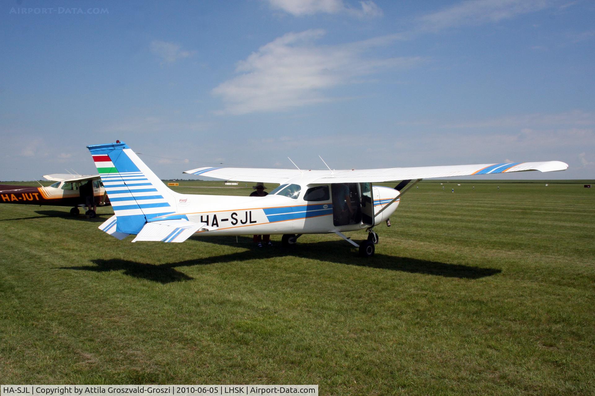 HA-SJL, 1975 Cessna 172M C/N 17265068, Siófok-Kiliti Airport, Hungary.