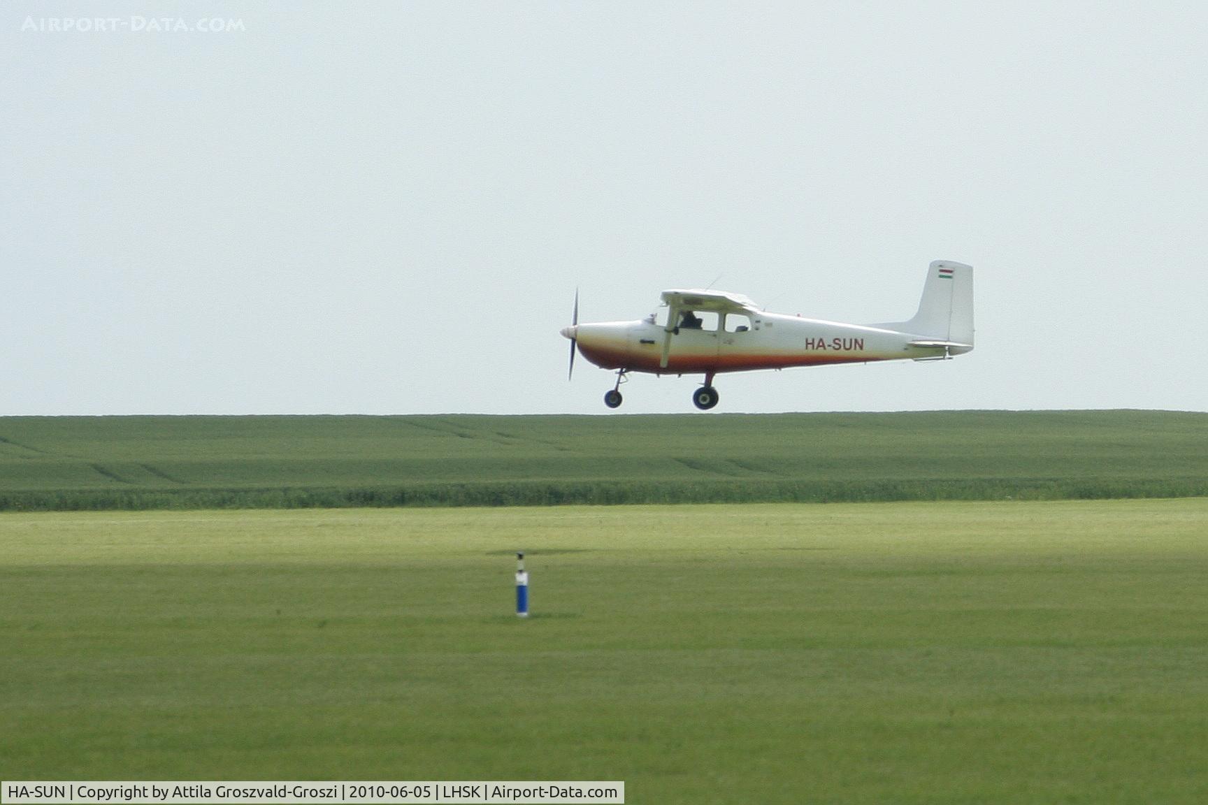 HA-SUN, 1958 Cessna 172 C/N 36536, Siófok-Kiliti Airport, Hungary.