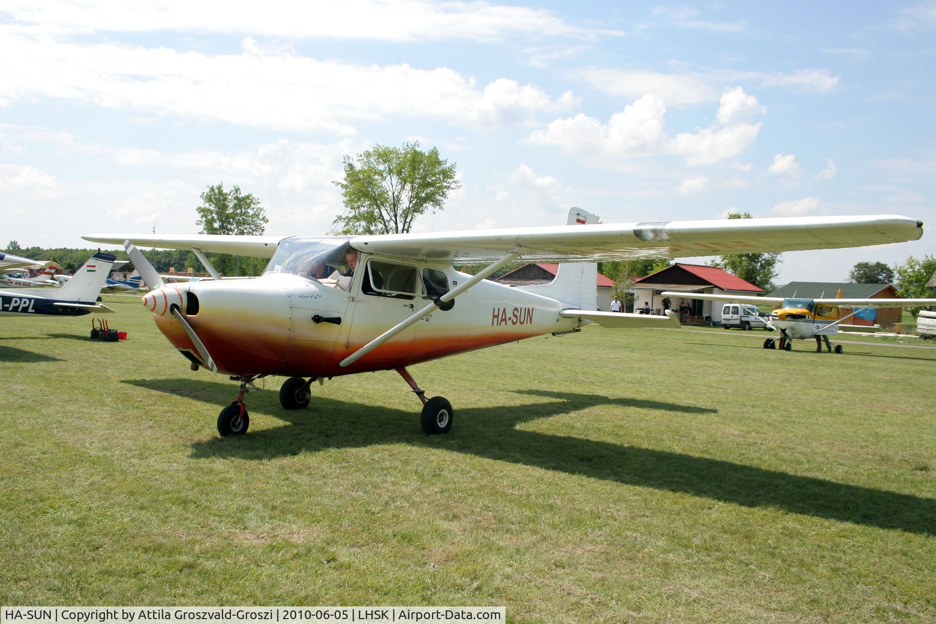 HA-SUN, 1958 Cessna 172 C/N 36536, Siófok-Kiliti Airport, Hungary.