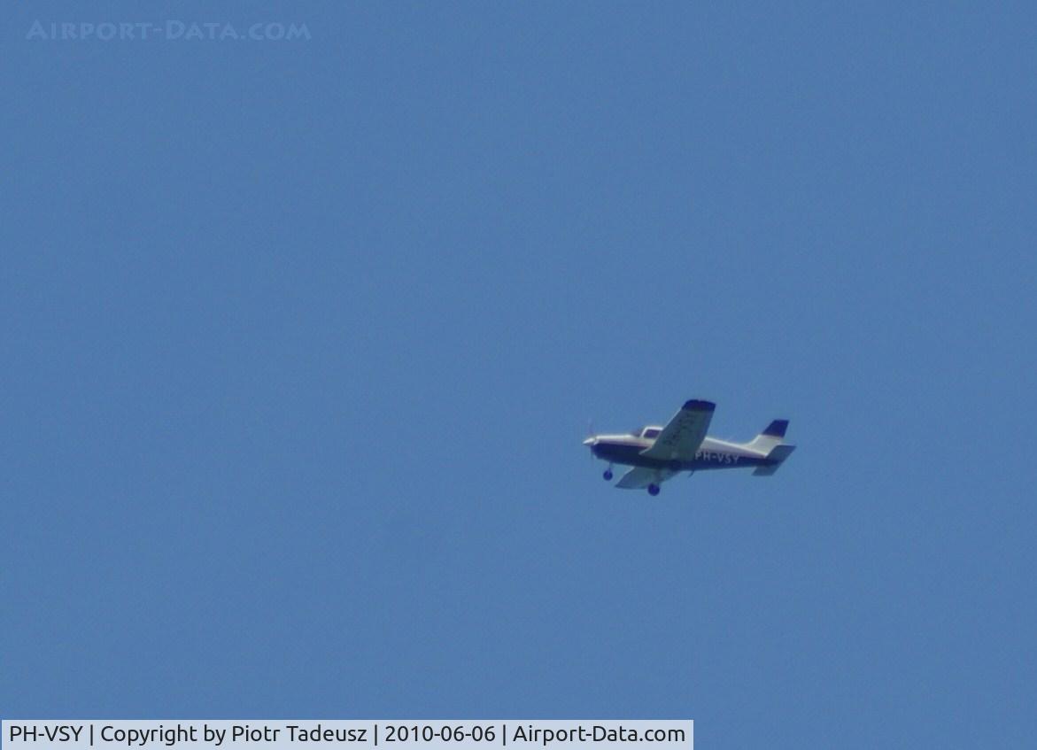 PH-VSY, 1997 Piper PA-28-161 Archer III C/N 2842018, Over Cliffs of Moher, Ireland