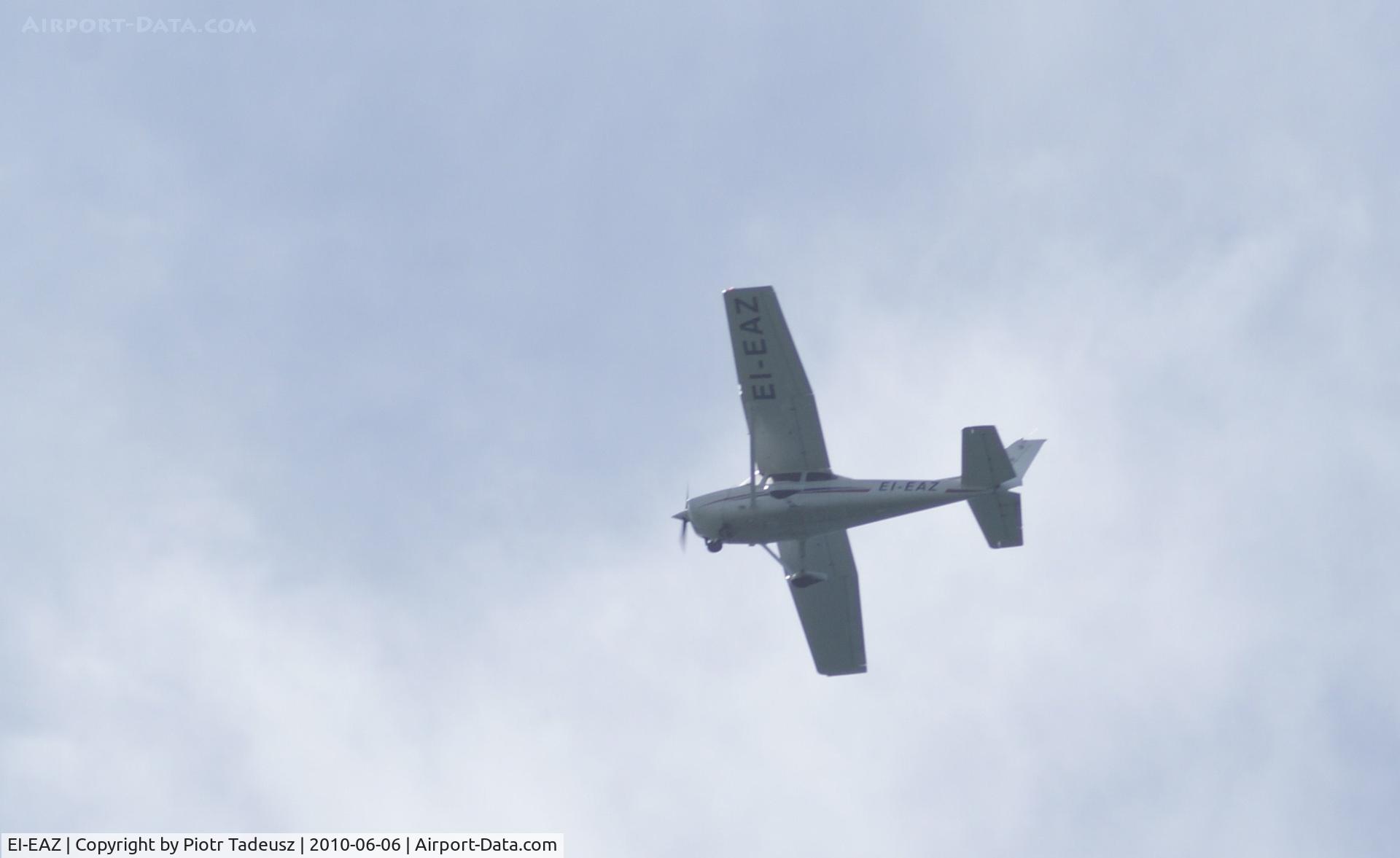 EI-EAZ, 2003 Cessna 172R C/N 17281146, Over Cliffs of Moher, Ireland