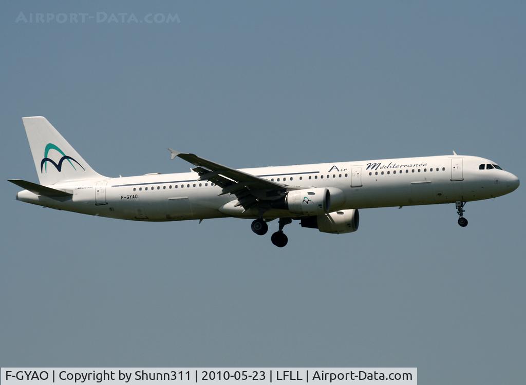 F-GYAO, 1997 Airbus A321-112 C/N 642, Landing rwy 36L