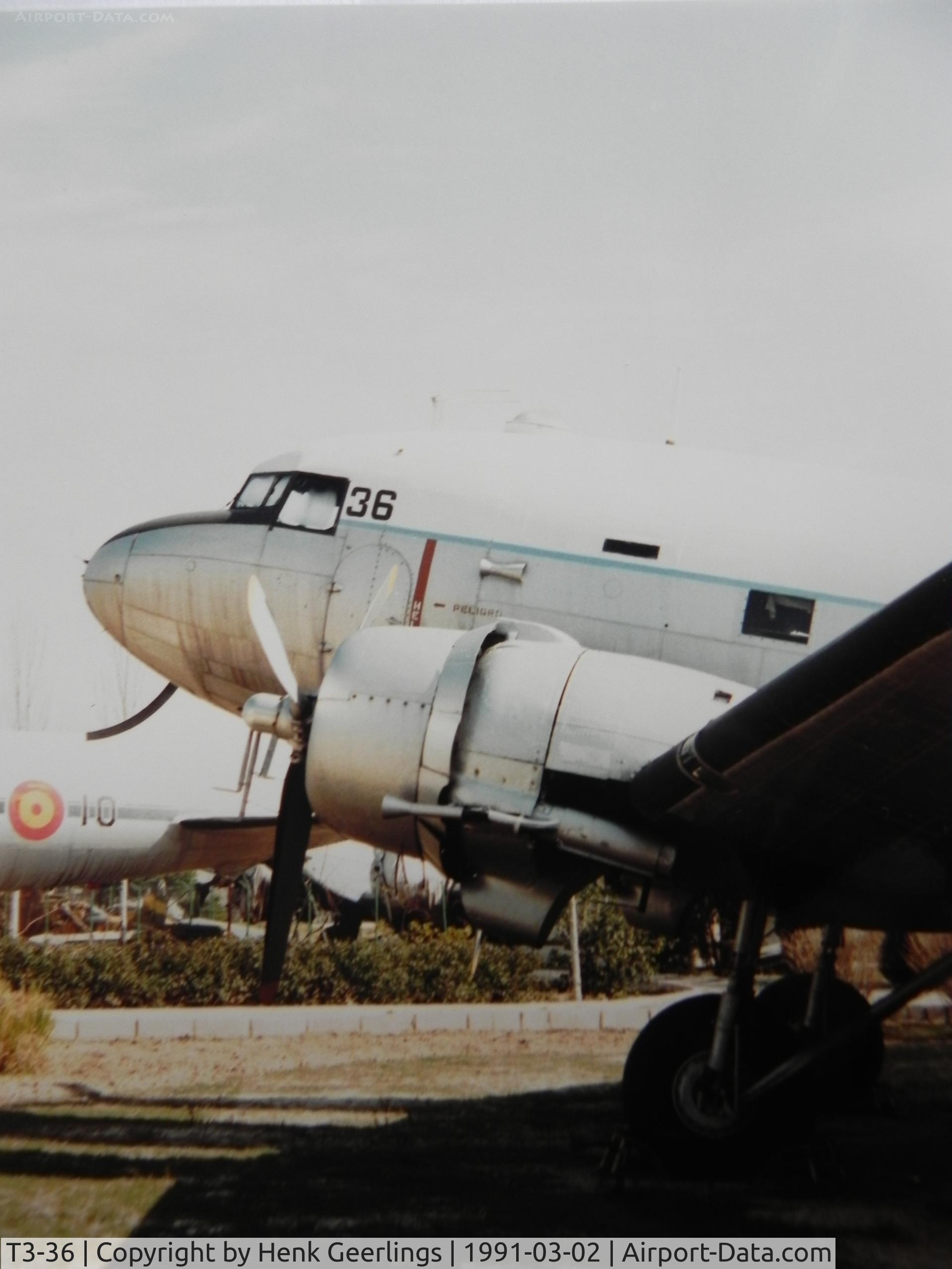 T3-36, 1943 Douglas C-47B Skytrain C/N 20600, Museo del Aire , Cuatro Vientos. MadridUnit code 721-9 Spanish AFScan taken from photo taken in Mar 1991