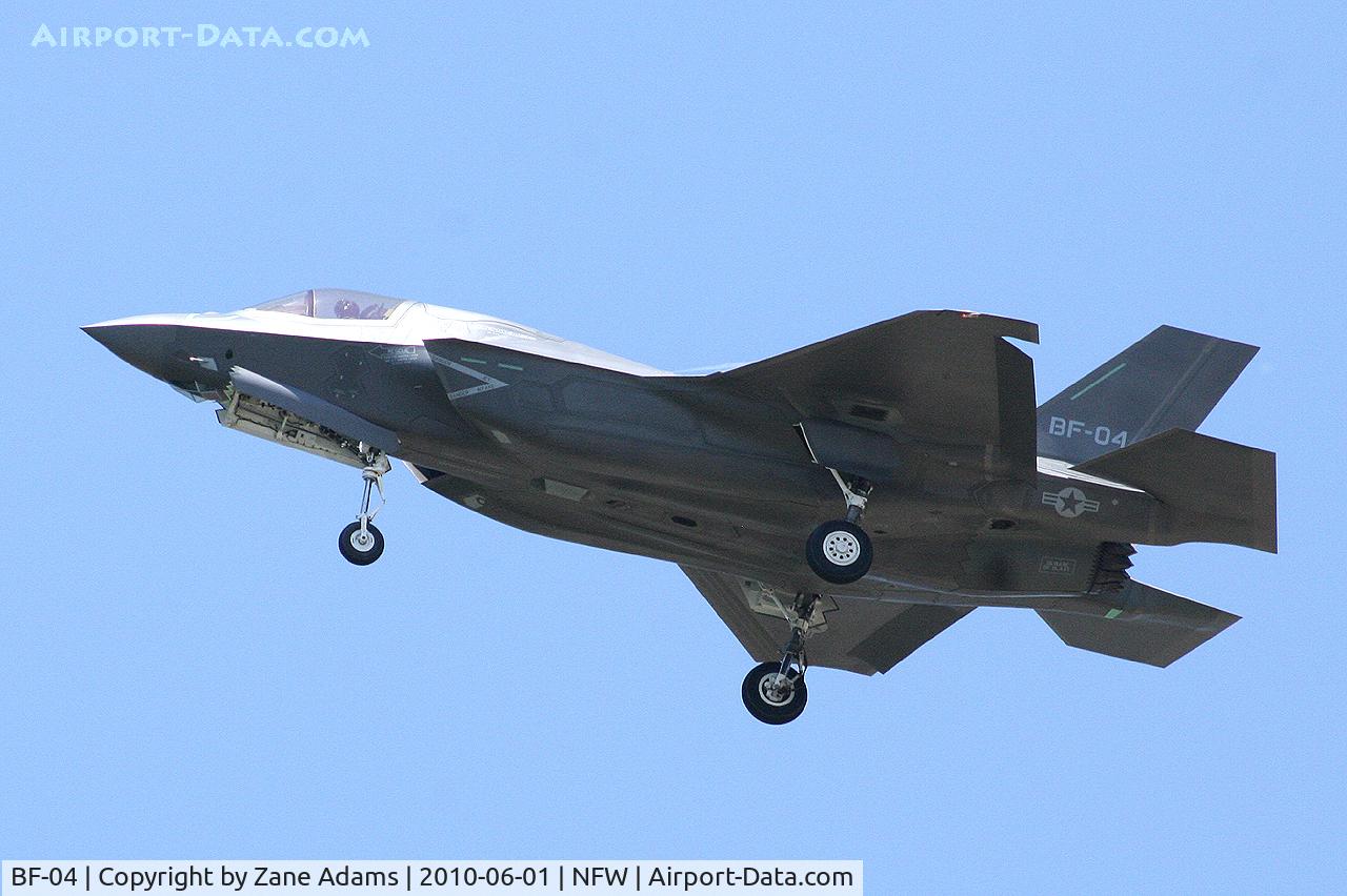 BF-04, 2009 Lockheed Martin F-35B Lightning II C/N BF-04, The 4th USMC STOVL version F-35B - Landing at NAS-JRB Fort Worth