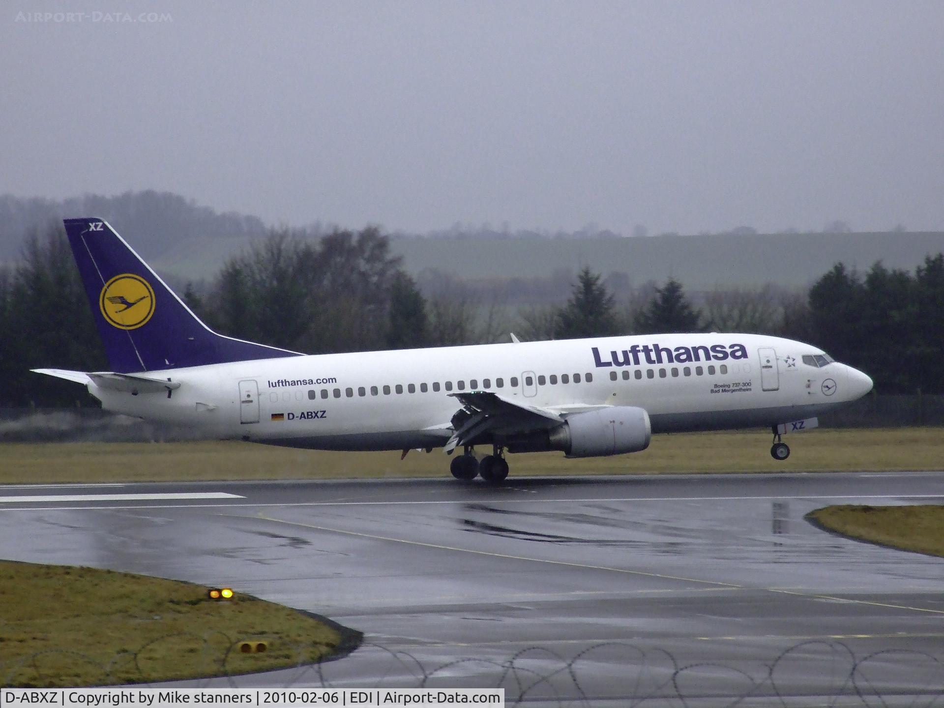 D-ABXZ, 1990 Boeing 737-330 C/N 24564, Lufthansa B737-300 Landing on runway 06