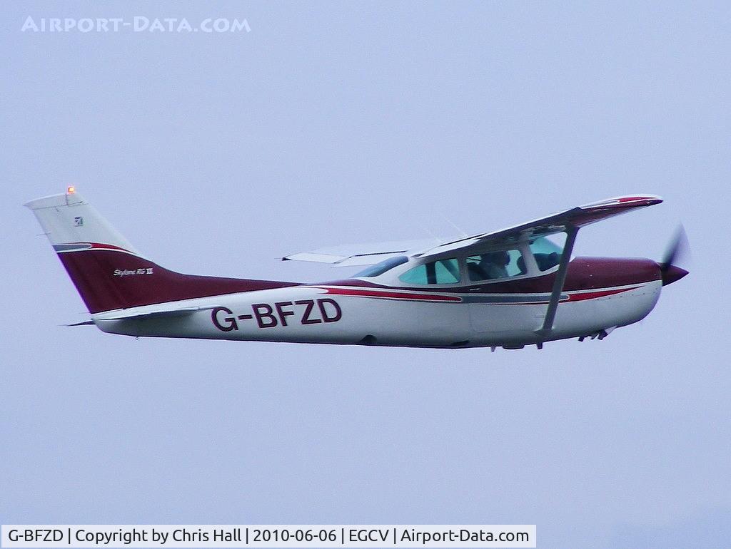 G-BFZD, 1978 Reims Cessna FR182 Skylane RG C/N 0010, Departing from Sleap