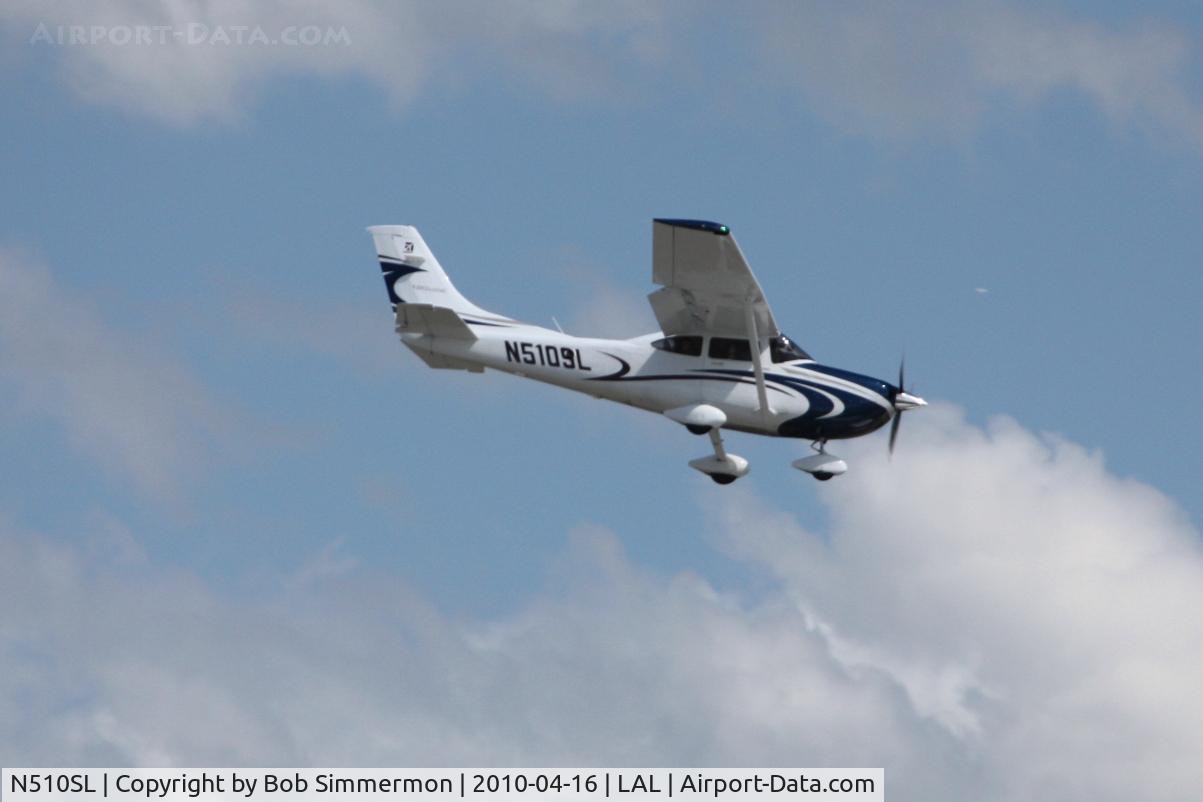 N510SL, Cessna 182T Skylane C/N 18282153, Arriving at Lakeland, Florida during Sun N Fun 2010.