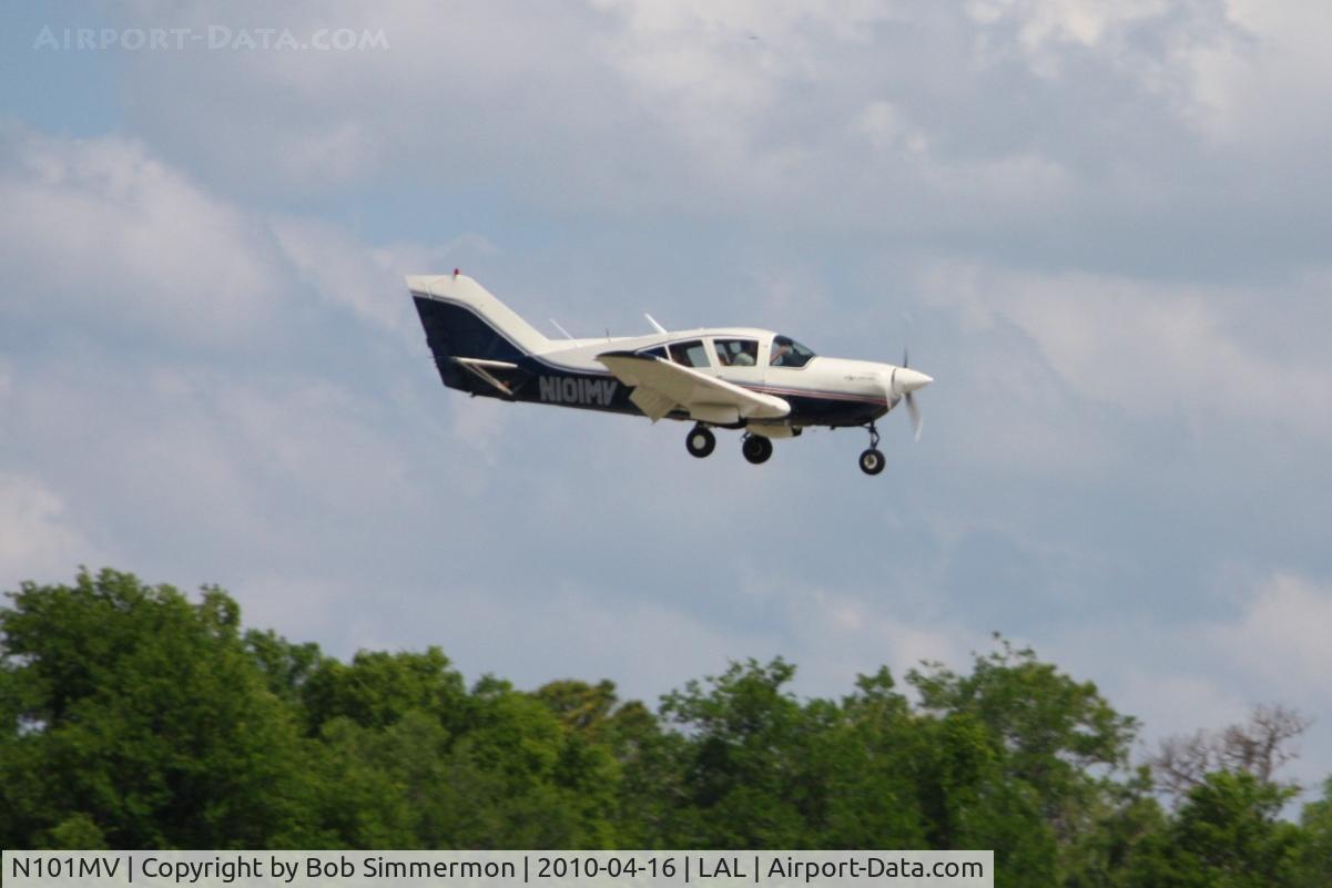 N101MV, 1972 Bellanca 17-31A Super Viking C/N 32-68, Arriving at Lakeland, Florida during Sun N Fun 2010.