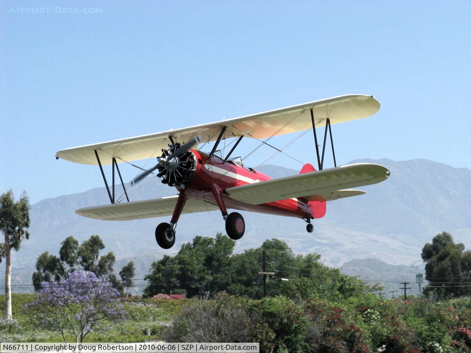 N66711, 1941 Boeing IB75A C/N 75-1675, 1941 Boeing Stearman IB75A, Jacobs R-755B2 275 Hp, Restricted, Experimental class, on final Rwy 22