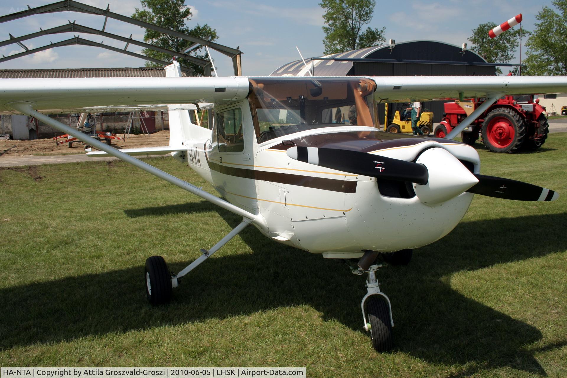 HA-NTA, 1985 Cessna 152 C/N 15286022, Siófok-Kiliti Airport, Hungary.