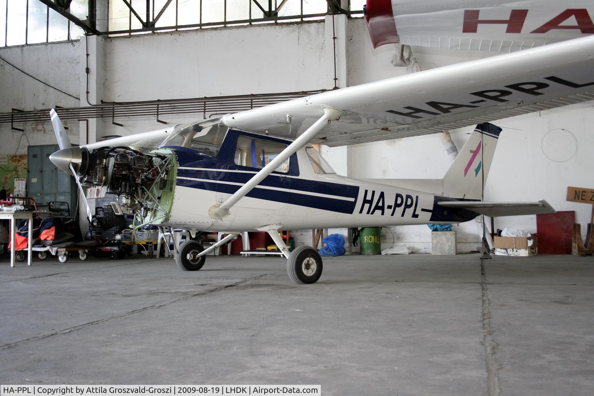 HA-PPL, 1977 Reims F152 C/N 1467, Dunakeszi Airport, Hungary. - Hangar