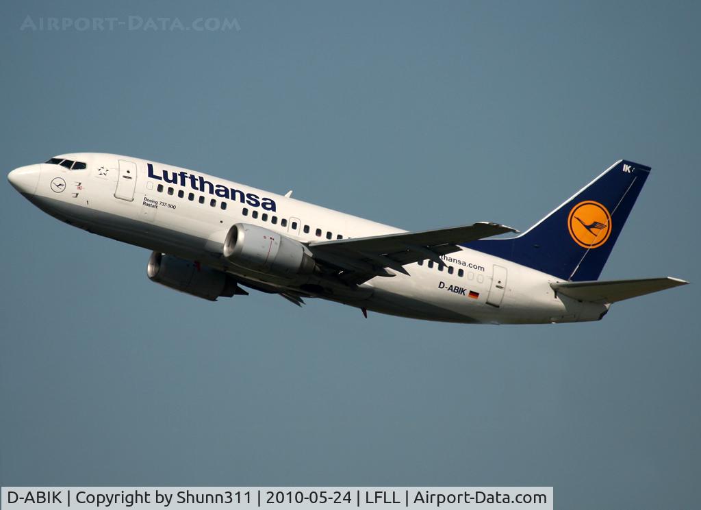 D-ABIK, 1991 Boeing 737-530 C/N 24823, Taking off rwy 18R