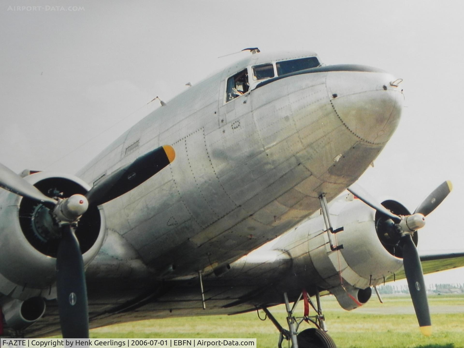 F-AZTE, 1943 Douglas C-47A-1-DL  Skytrain C/N 9172, Openday Belgian AF at Koksijde Airbase

cs Belgian AF

Scan taken from photo taken in Jul200