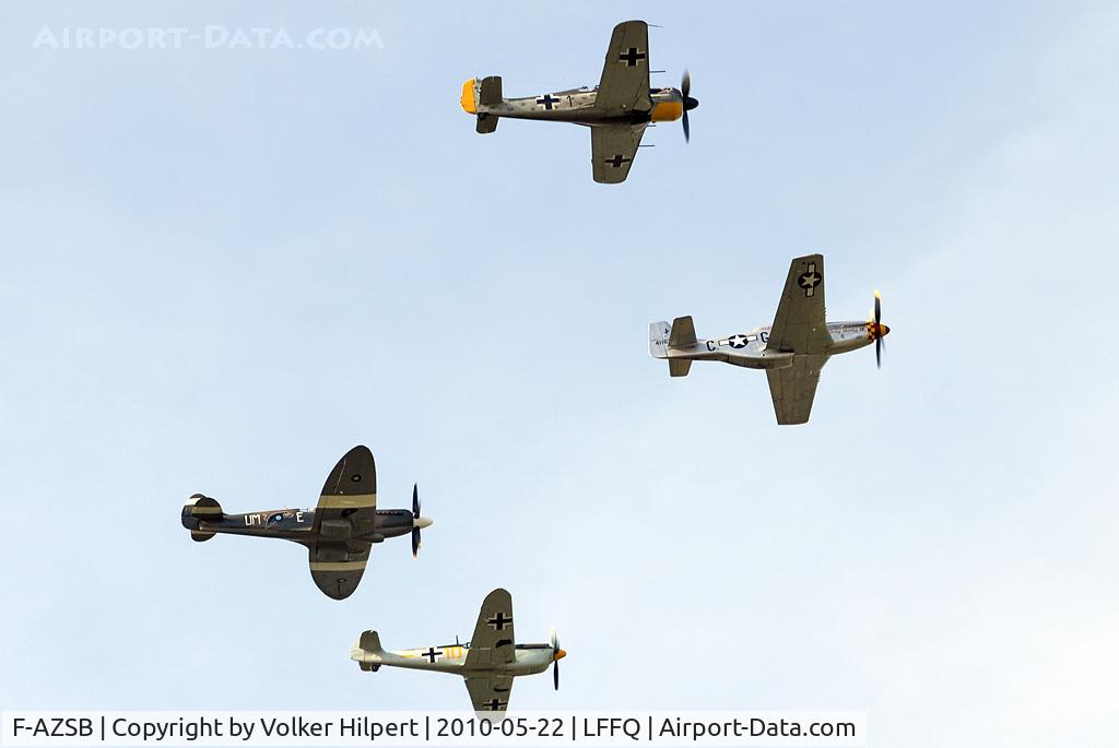 F-AZSB, 1944 North American P-51D Mustang C/N 122-40967, what a formation!