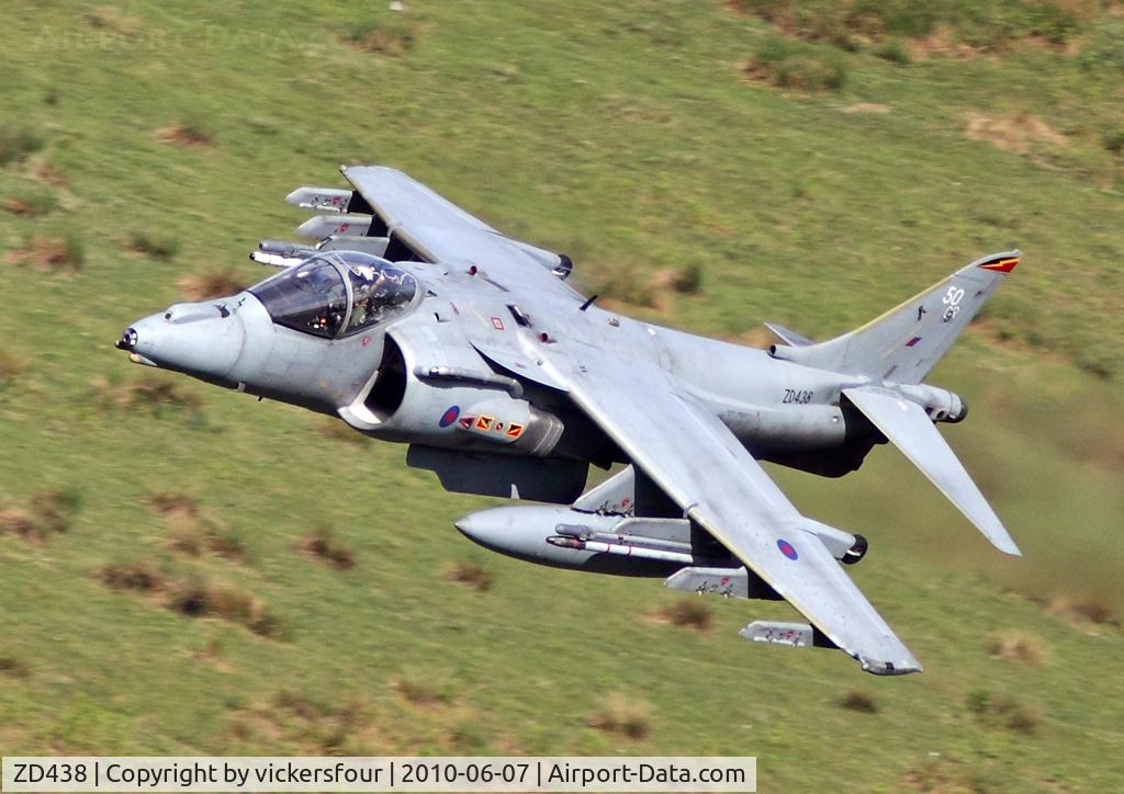ZD438, British Aerospace Harrier GR.7 C/N P50, Royal Air Force Harrier GR9 (c/n P50). Operated by the Cottesmore Wing, coded '50'. Retains it old 4 Squadron markings.