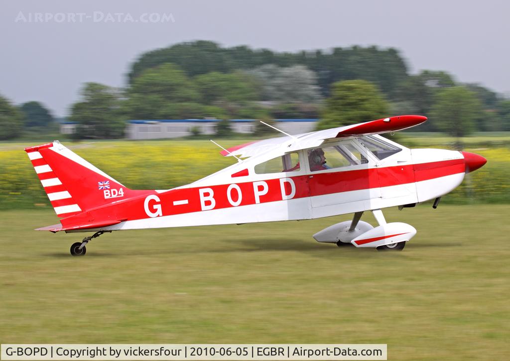 G-BOPD, 1974 Bede BD-4 C/N 632, Privately operated. Breighton.