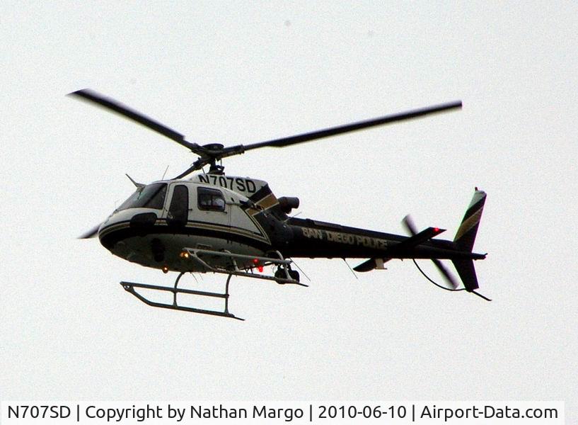 N707SD, 2005 Eurocopter AS-350B-3 Ecureuil Ecureuil C/N 4008, Seen flying over Ocean Beach Pier, San Diego CA.