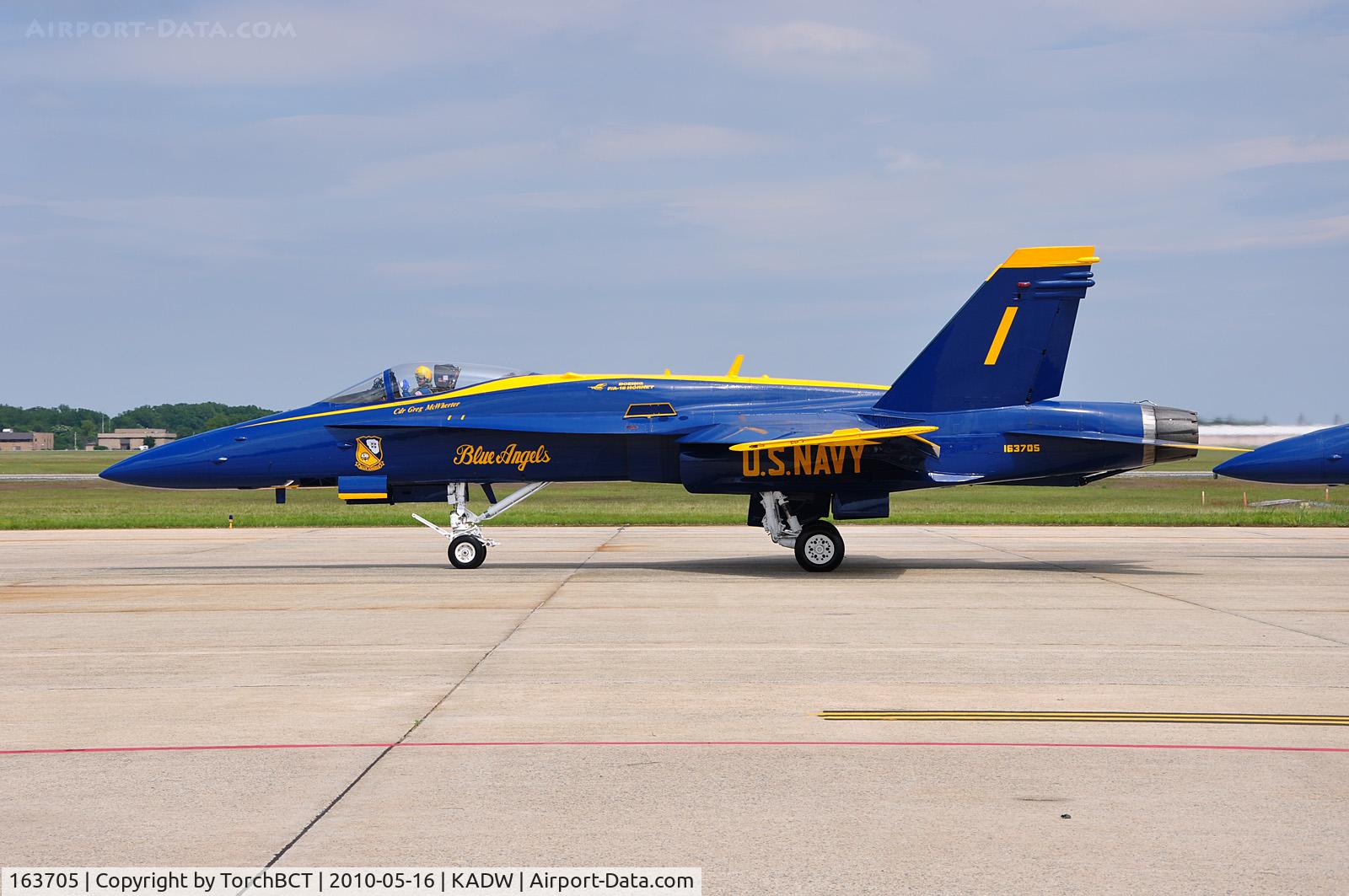 163705, 1988 McDonnell Douglas F/A-18C Hornet C/N 0767/C067, Blue Angels 