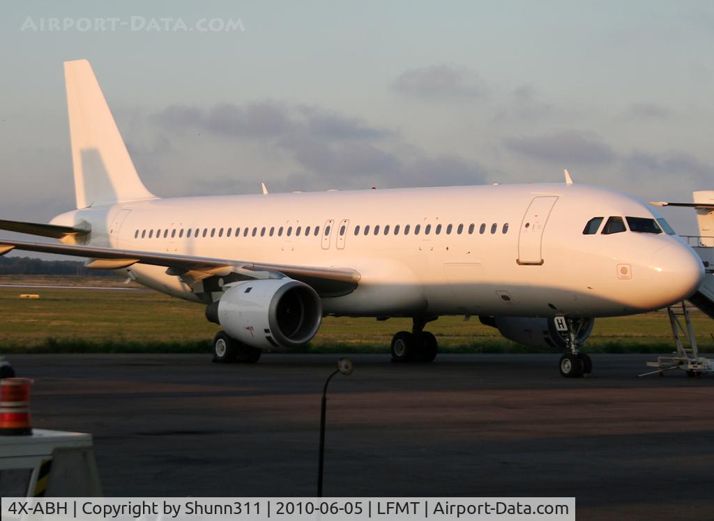 4X-ABH, 1992 Airbus A320-211 C/N 426, Stored at MPL Airport and waiting delivery... Ex. F-WBGE