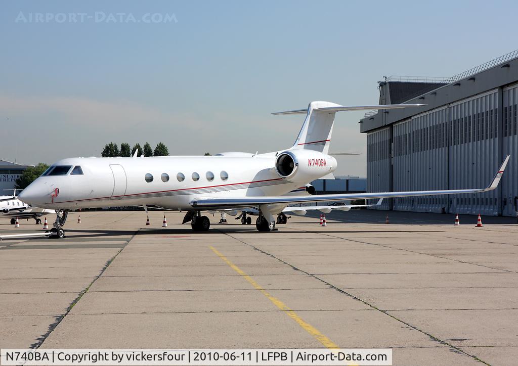 N740BA, Gulfstream Aerospace G-V C/N 516, Privately operated.