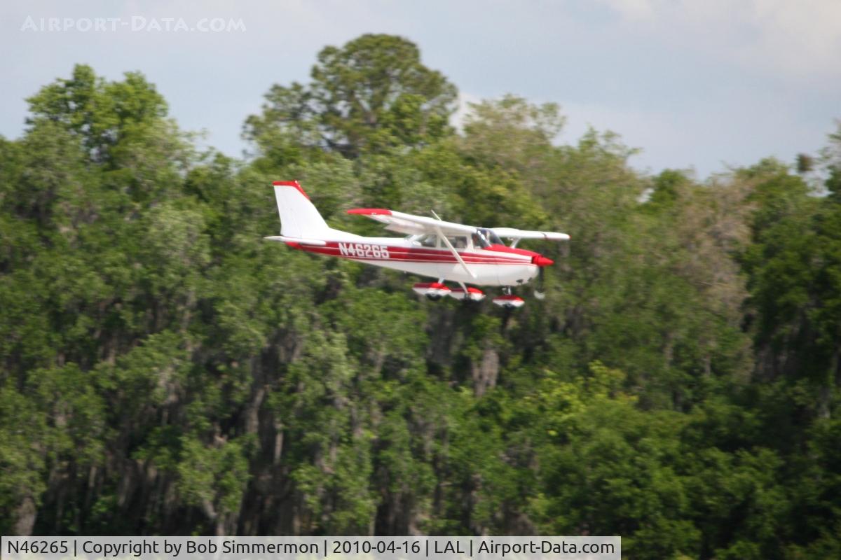 N46265, 1968 Cessna 172I C/N 17257146, Arriving at Lakeland, Florida during Sun N Fun 2010.