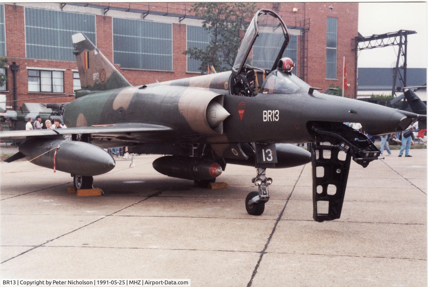 BR13, SABCA Mirage 5BR C/N 313, Mirage 5BR of 42 Squadron Belgian Air Force on displayat the 1991 Mildenhall Air Fete.