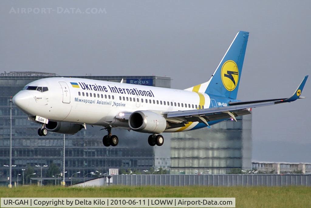 UR-GAH, 1999 Boeing 737-32Q C/N 29130, Ukraine International Airlines