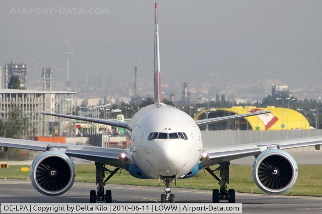 OE-LPA, 1997 Boeing 777-2Z9/ER C/N 28698, AUSTRIAN AIRLINES