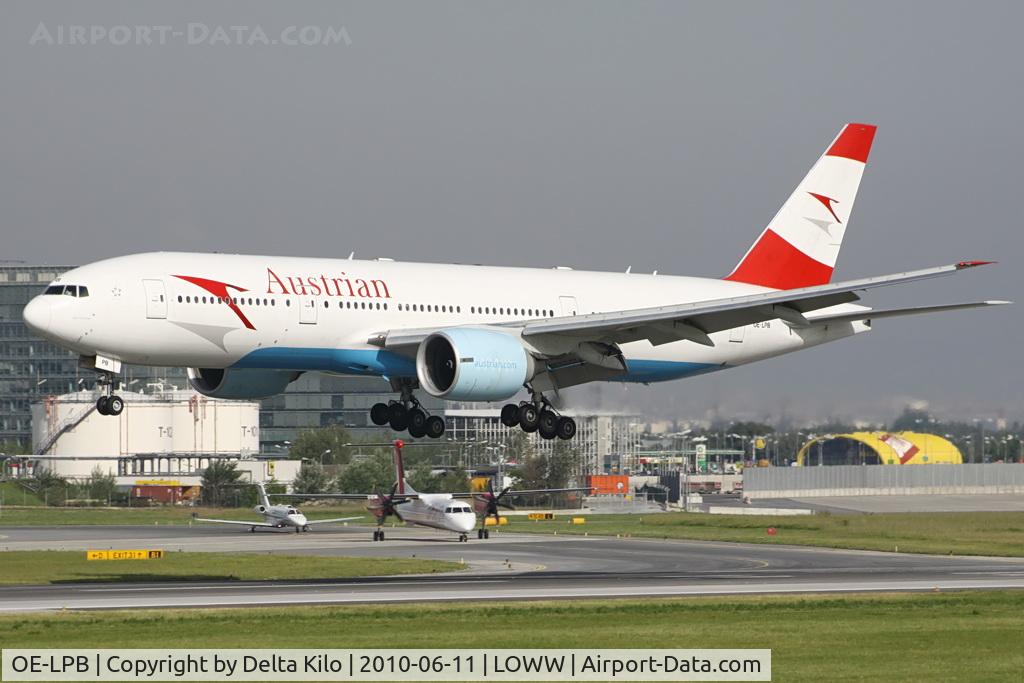 OE-LPB, 1998 Boeing 777-2Z9/ER C/N 28699, AUSTRIAN AIRLINES