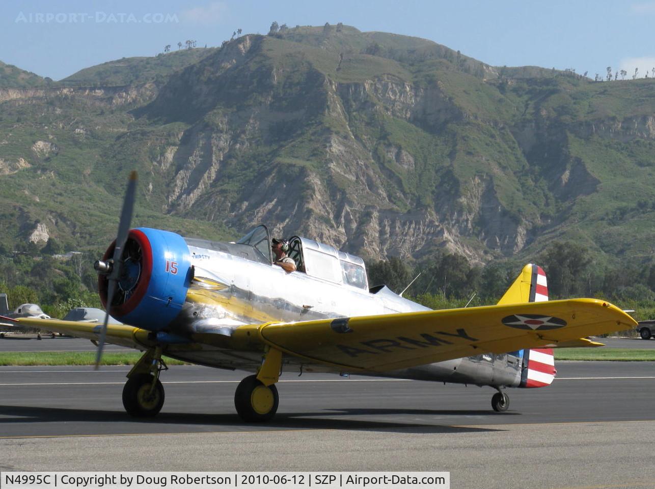 N4995C, 1949 North American T-6G Texan C/N 168-481, 1949 North American T-6G 'Thirsty Girl' (1949 factory reman), P&W R-1340 Wasp 600 Hp, taxi