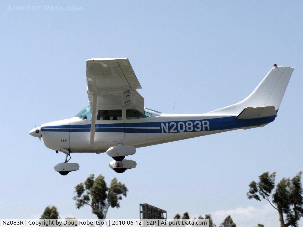N2083R, 1964 Cessna 182G Skylane C/N 18255283, 1964 Cessna 182G, Continental O-470-S 230 Hp, on final Rwy 22