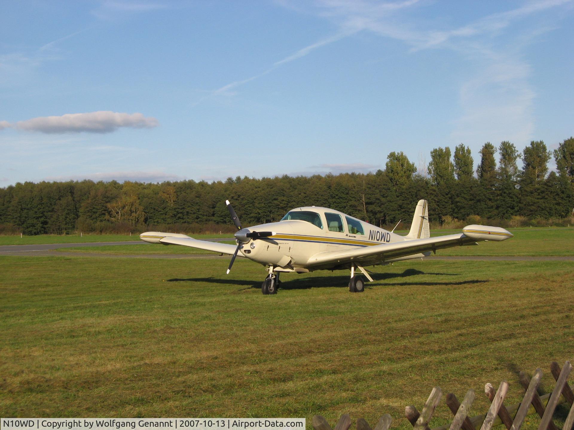 N10WD, 1964 Navion Rangemaster G C/N NAV-4-2494, Location in Germany EDVC Celle-Arloh